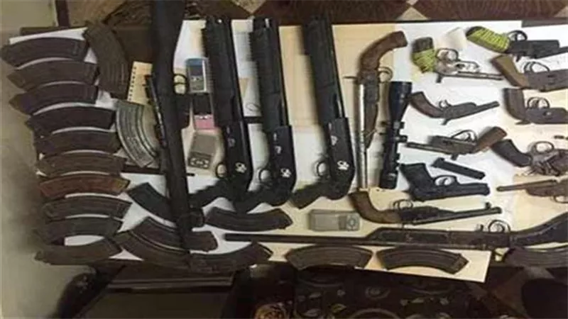 خلال حملة أمنية.. الداخلية تضبط 11 متهما بـ