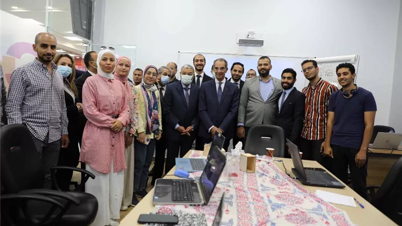 وزير الاتصالات فى المنيا : مراكز ابداع مصر الرقمية تستهدف بناء قدرات الشباب