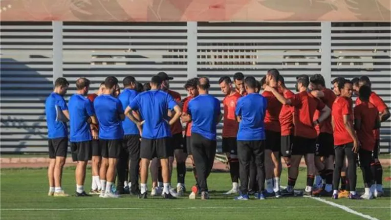 سواريش يحاضر لاعبى الاهلى فى المران.. وتدريبات خاصة للشناوى وشوبير