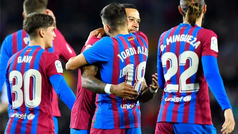 4 أندية تتنافس على التعاقد مع جوهرة برشلونة