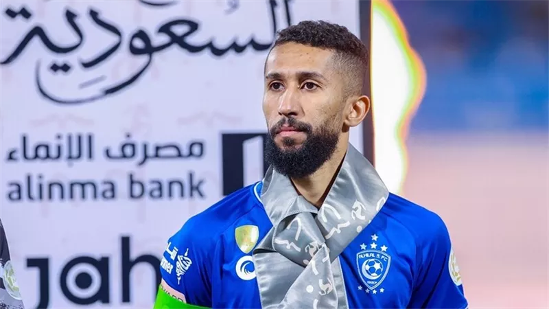 لماذا منح برشلونة قميصه للسعودي سلمان الفرج