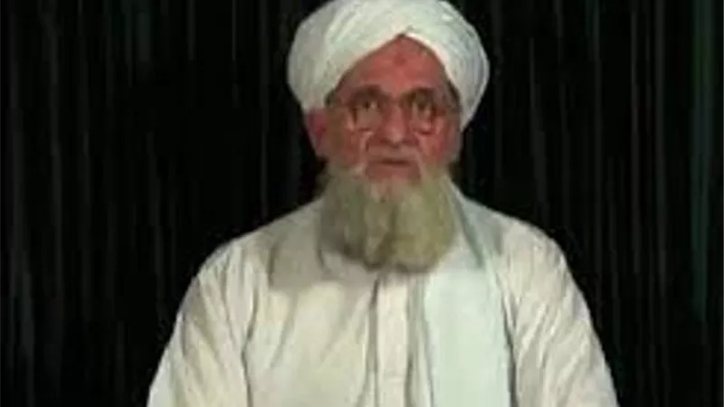نشأت الديهي يكشف كواليس مقتل أخطر رجل في العالم أيمن الظواهري