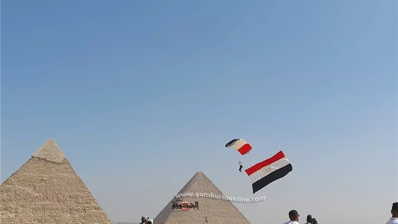 بدء انطلاق العرض الجوي Pyramids Air Show 2022 فوق الأهرامات
