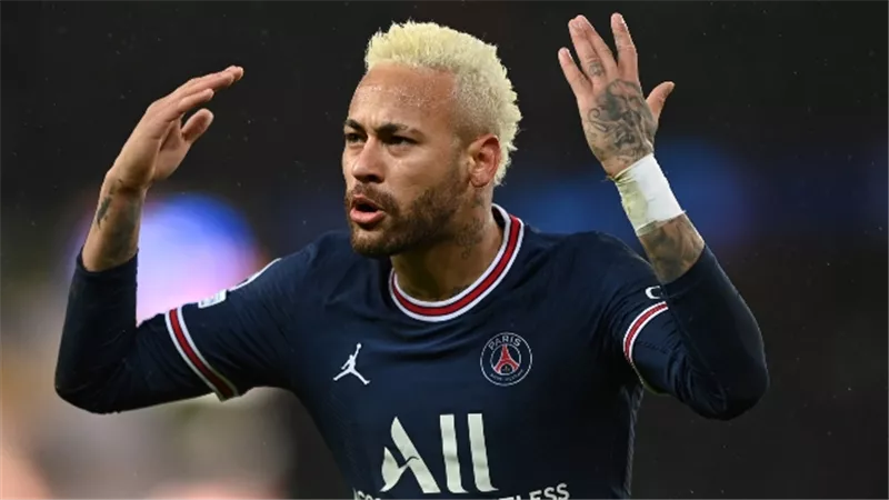 رئيس ريال مدريد يدلى بشهادته في قضية فساد نيمار