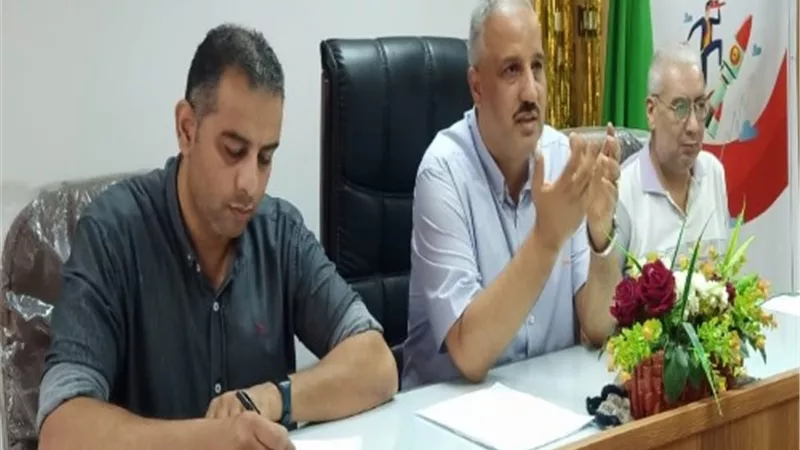 وكيل وزارة الشباب بالقليوبية يجتمع مع مسئولى الشعب التخصصية الرياضية بالادارات