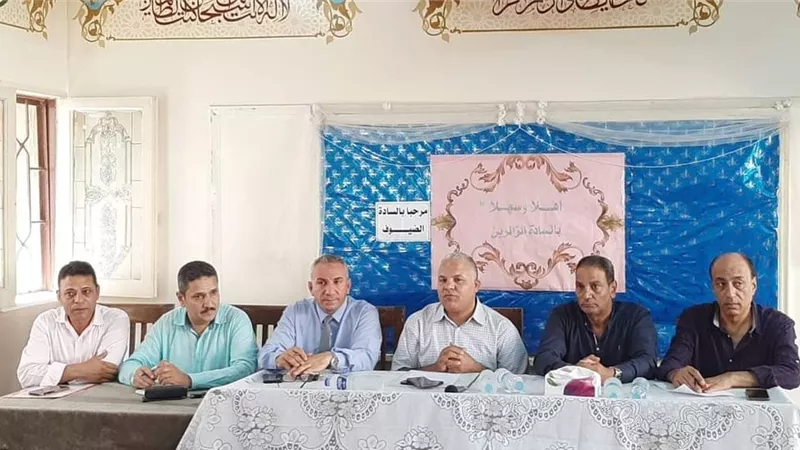 وكيل تعليم دمياط يؤكد علي تفعيل ممارسة الأنشطة بالنوادى الصيفية بالمدارس