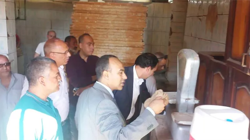 نائب محافظ المنيا يقود حملة تموينية على مخابز مغاغة