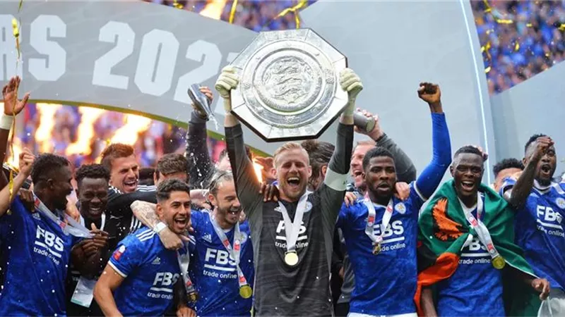 بعد 11 عاما مع الفريق .. ليستر سيتى يعلن رحيل لاعبه للدورى الفرنسى
