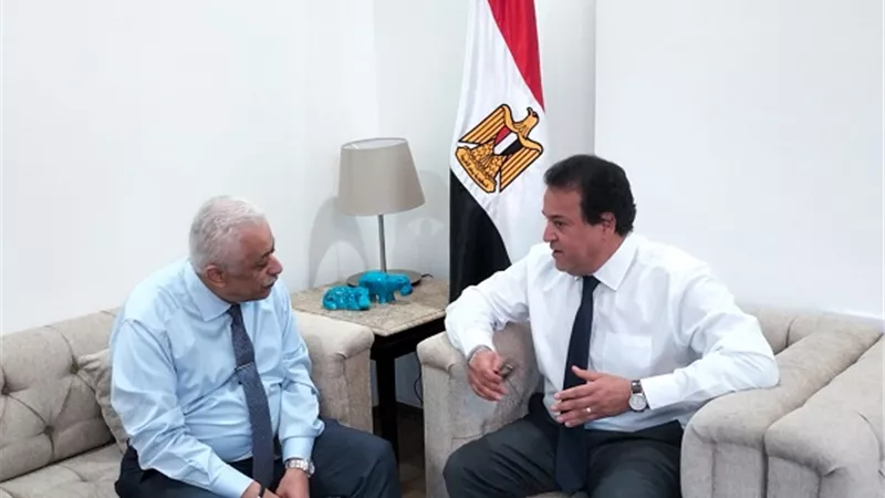عبدالغفار وشوقى يناقشان المؤشرات الأولية لنتائج الثانوية العامة