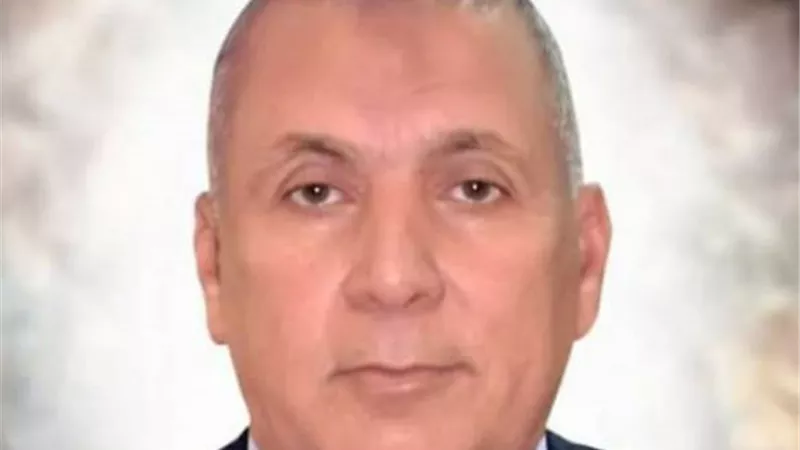 تفاصيل اعتماد حركة تغييرات بين رؤساء ومراكز بالوادى الجديد