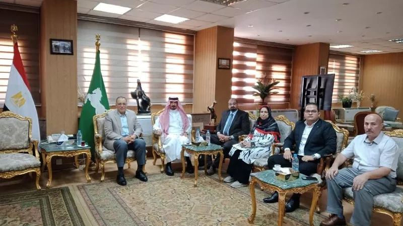 محافظ الشرقية يبحث انشاء مجمع لصناعات الفحم النباتي على أرض المحافظة