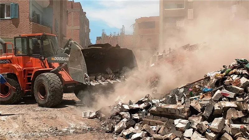 محافظة المنيا: حملات مكثفة للنظافة ورفع المخلفات بمراكز المنيا