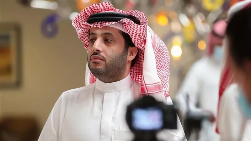 مفاجأة .. تركى آل الشيخ يزاحم الأهلى لضم محمد صبحى لـ