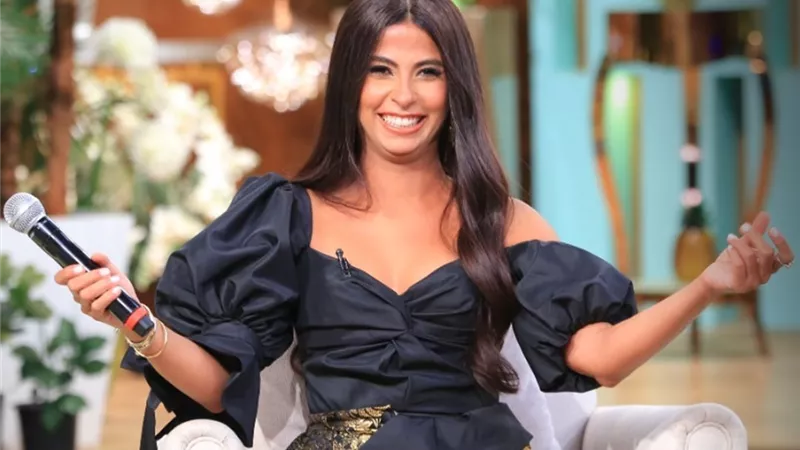 روبى تبدأ حلقتها في برنامج 