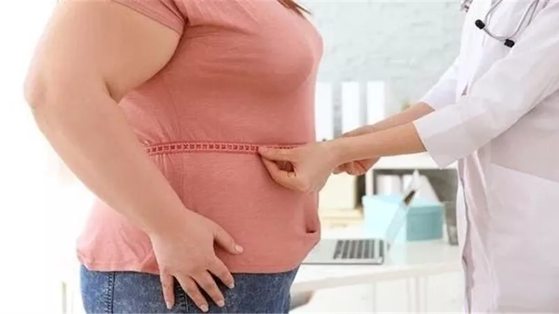 احذرى .. السمنة تزيد خطر الإصابة بسرطان الثدى