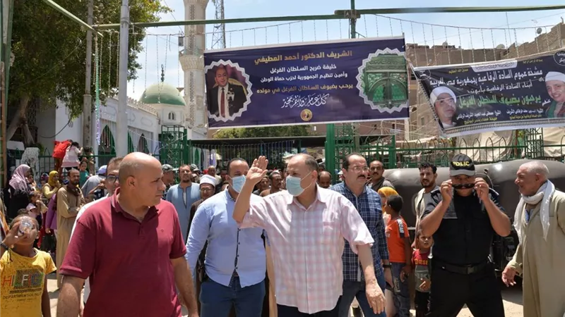 محافظ أسيوط يتفقد مجمع الخدمات الحكومية بالزرابي ..صور
