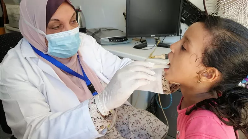 علاج ١١٧٩ مواطنا بالمجان في قافلة طبية بدمياط