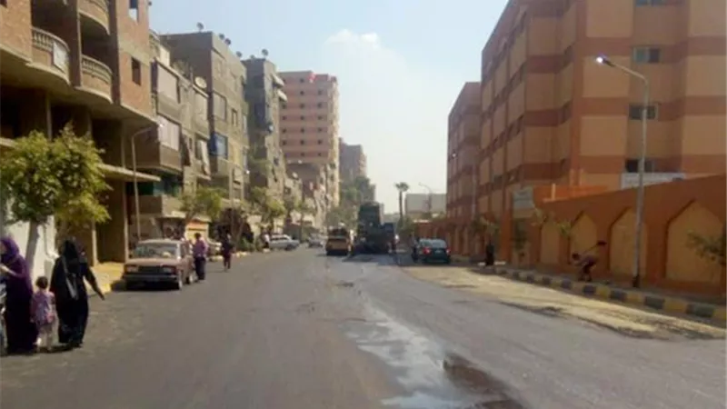 رفع عشرات الاشغالات بشارع ناهيا ببولاق الدكرور