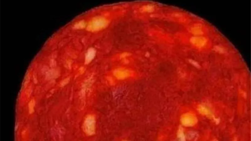 سجق في الفضاء