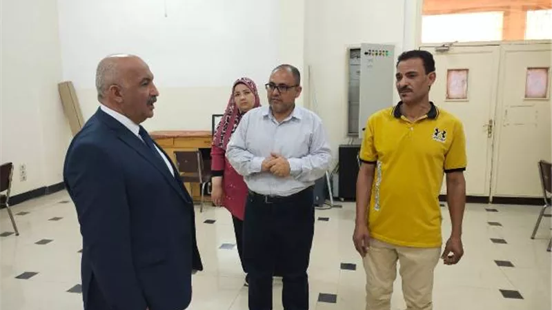 نائب رئيس جامعة الزقازيق يتفقد مكتب التنسيق تمهيدا لإستقبال طلاب الثانوية