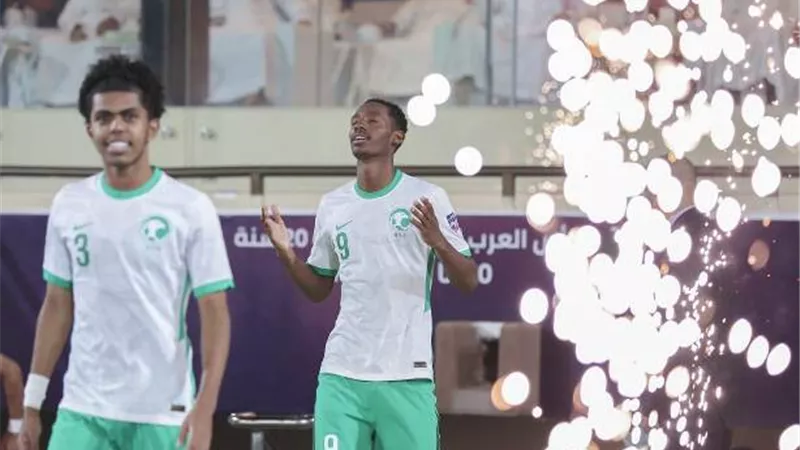 الشوط الاول .. منتخب السعودية يتقدم بهدف على الفراعنة فى نهائى كأس العرب للشباب