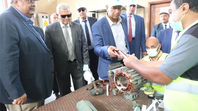 رئيس القابضة للمياه يتفقد أعمال تطوير ورفع كفاءة منشآت ومعدات صرف الصحى بالقاهرة