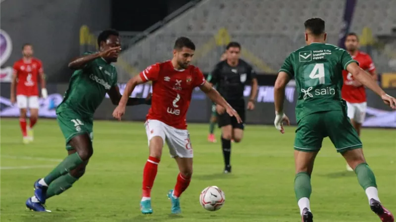 الأهلى يكتفى بتسجيل هدفين فى شباك الإتحاد بالشوط الأول