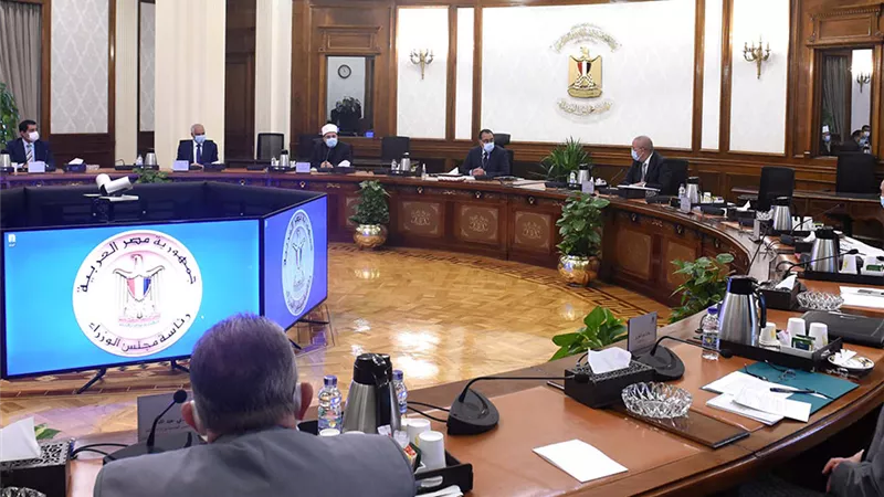 رئيس الوزراء يتابع خطة تطوير جزيرة الوراق