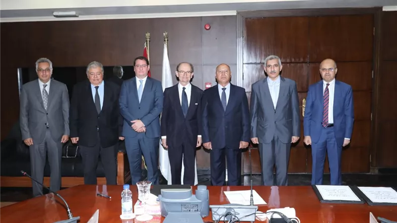 وزير النقل يشهد توقيع عقد تصنيع وتوريد 7 قطارات نوم فاخرة جديدة مع شركة تالجو الاسبانية