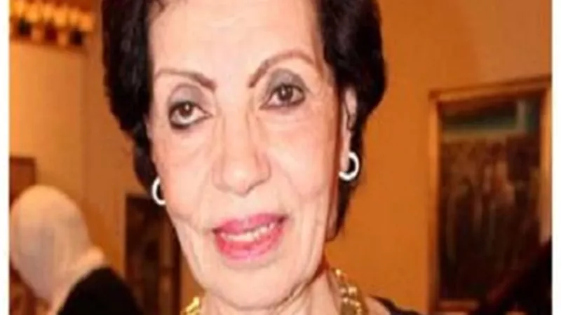 عمرو الليثي ينعى الفنانة رجاء حسين : قدمت العديد من الأعمال الدرامية المتميزة