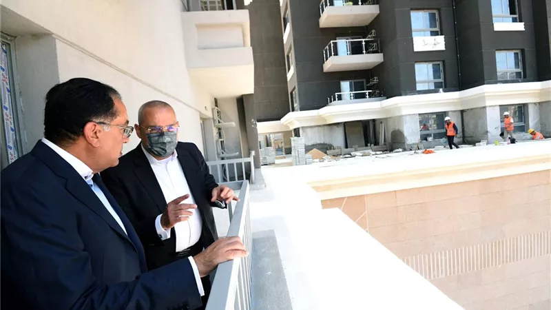 وزير الإسكان يعلن تفاصيل جديدة بشأن مشروع أبراج ماسبيرو .. صور