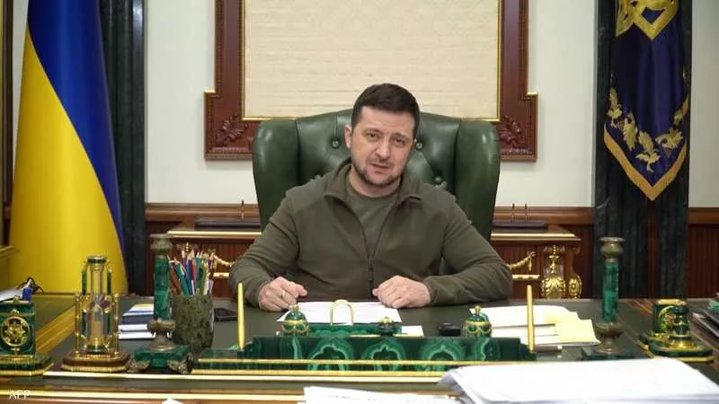 الرئيس الأوكراني يدعو الغرب لحظر دخول جميع الروس إلى أراضيهم