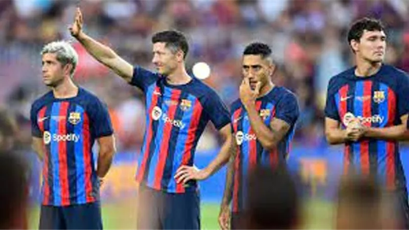 برشلونة يعلن تغيير ارقام قمصان لاعبيه