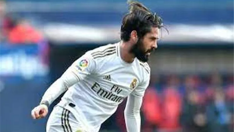 ايسكو يفتح النار على ريال مدريد عقب انضمامه لاشبيلية