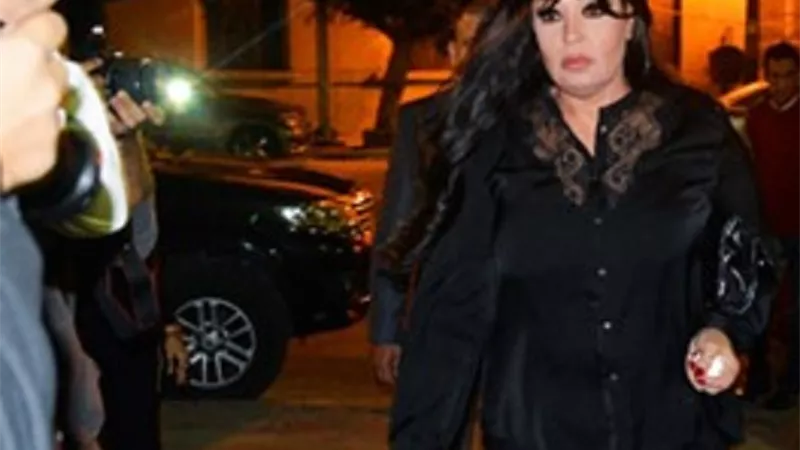 فيفى عبده تودع رجاء حسين بكلمات مؤثرة