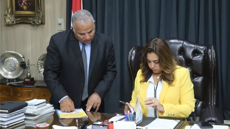 محافظ دمياط تعتمد نتيجة الدور الثانى للشهادة الإعدادية بنسبة نجاح ٩٨%