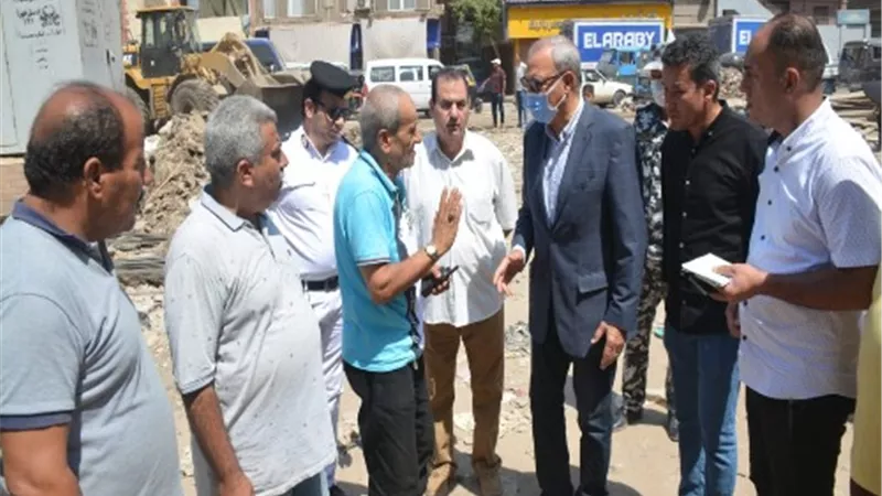 الهجان يتفقد طريق خط 12.. ويتابع تطوير كوبري عرابي وأعمال النظافة بشبرا الخيمة