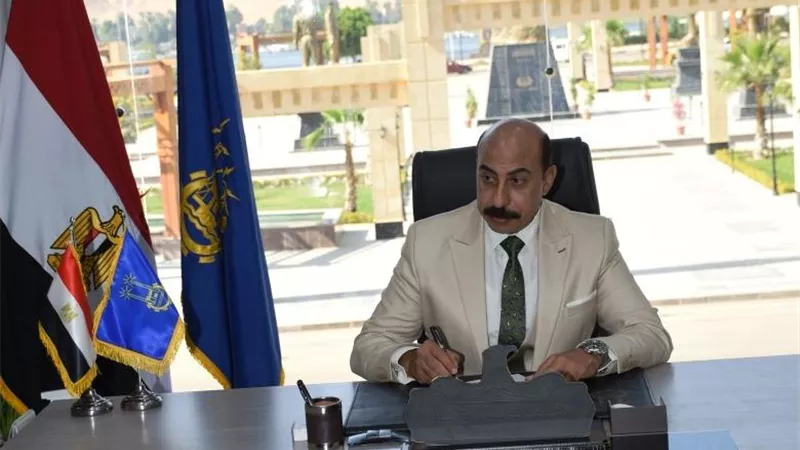 محافظ أسوان يعتمد درجات النزول بالحد الأدنى للتنسيق للقبول لبعض المدارس والتخصصات