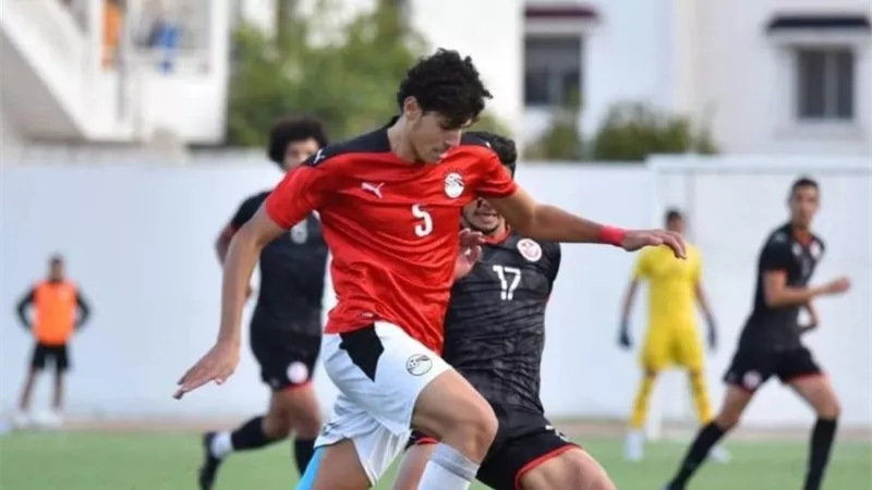 مدافع المقاولون يوقع للاهلى بداية من الموسم المقبل