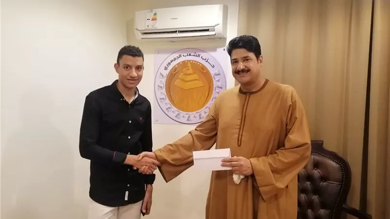الشعب الجمهوري بقنا يكرم الفائز بالمركز الثالث في منافسات الأسبوع الأول من دوري الحزب