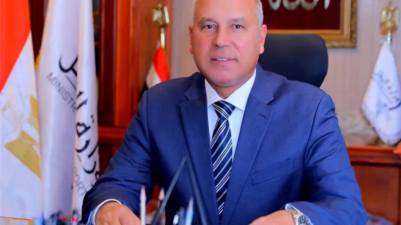 النقل: توزيع العمالة الزائدة بشركات السكة الحديد على شركات ادارة وتشغيل مرافق النقل الحديثة