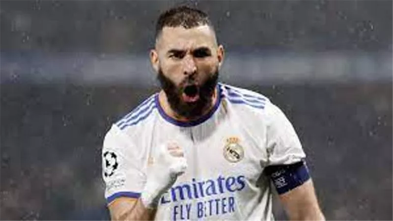 تخطى راؤول جونزاليس.. بنزيما يحقق رقما تاريخيا مع ريال مدريد