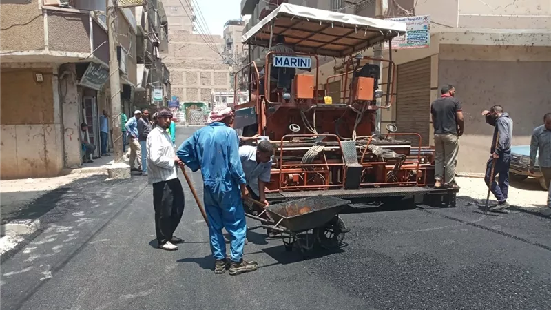 محافظ أسيوط: استكمال أعمال الرصف بشارع العتبة الخضراء وتفرعاته