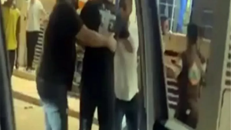نيابة المنصورة تحقق في واقعة مشاجرة لاعب الاهلي مع احد المواطنين