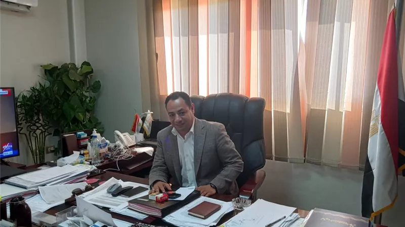 رئيس جهاز حدائق أكتوبر يعلن موافقة “المجتمعات العمرانية على إنشاء محطة كهرباء جديدة في المدينة
