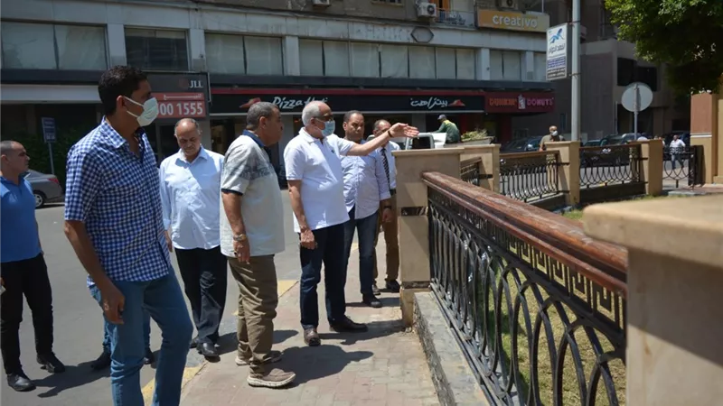 محافظ الجيزة يتفقد جهود رفع المخلفات وحاله الاشغالات بأحياء العمرانية وجنوب والدقى