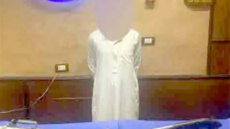 عشان الأرباح .. بقي تاجر سلاح !