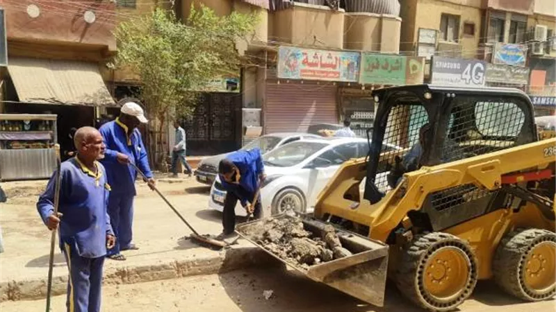 إزالة 5 حالات تعدى على أراضى زراعية فى كوم أمبو