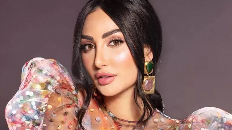 نور الغندور تشارك جمهورها بصور من الشاطئ خلال إجازتها الصيفية