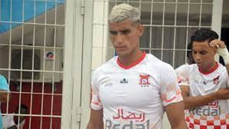الوداد البيضاوي يتعاقد مع المهاجم عماد خنوس لموسمين
